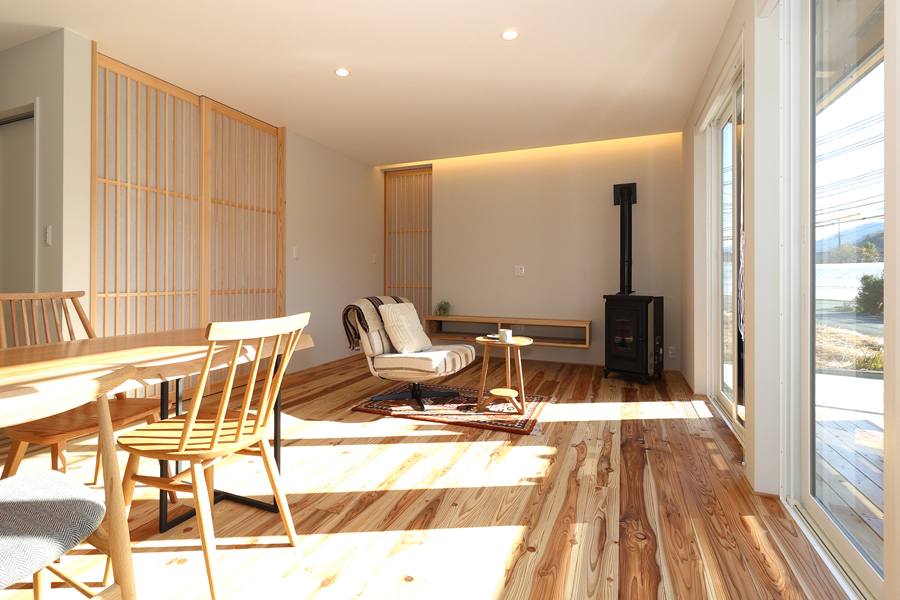 ペレットストーブのある塗壁の家 アイキャッチ画像