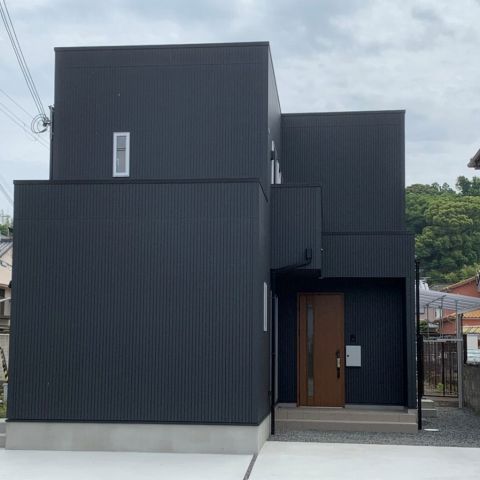 シンプルモダンの家