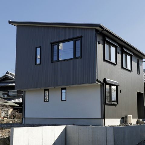 2階リビングの家